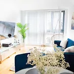 Apartment Luxury Centre 2 Bedroom And Netflix