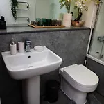 Luxury Centre 2 Bedroom And Netflix