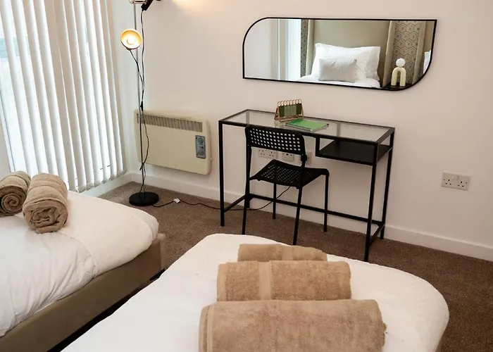 Modern Centre 2 Bedroom